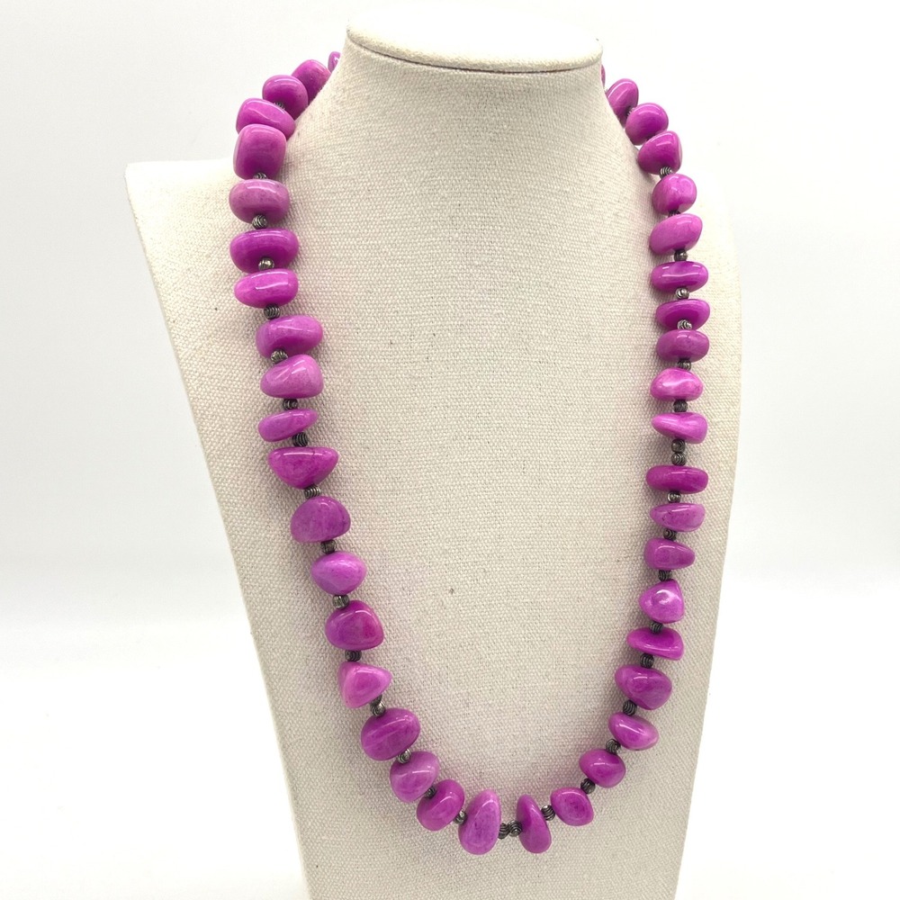 Magenta Purple Stone Pebble Bead Necklace Silver Tone Toggle Clasp 22 Inch